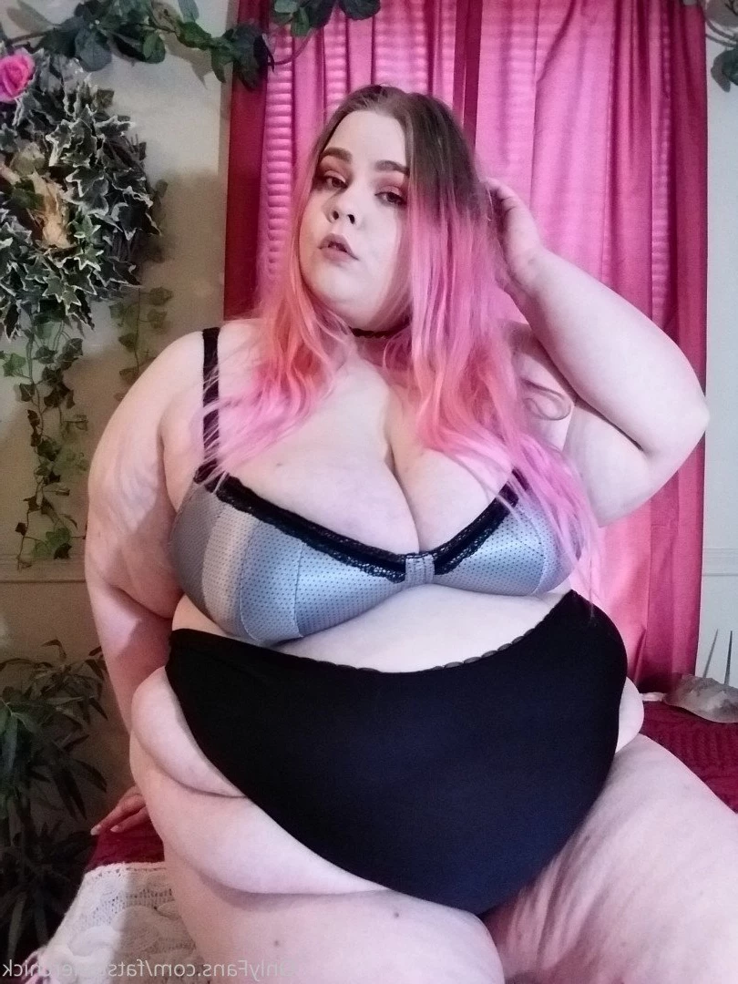FatStonerChick(VIP🔥) [ fatstonerchick ] Onlyfans leaked photo 3540734 on Hotleaks.tv