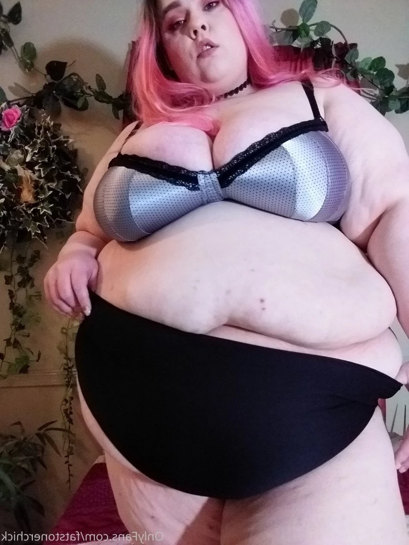 FatStonerChick(VIP🔥) [ fatstonerchick ] Onlyfans leaked photo 3540818 on Hotleaks.tv