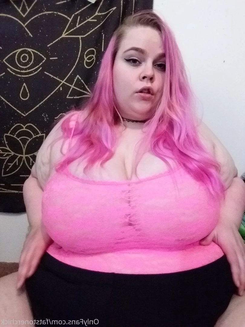 FatStonerChick(VIP🔥) [ fatstonerchick ] Onlyfans leaked photo 3541430 on Hotleaks.tv
