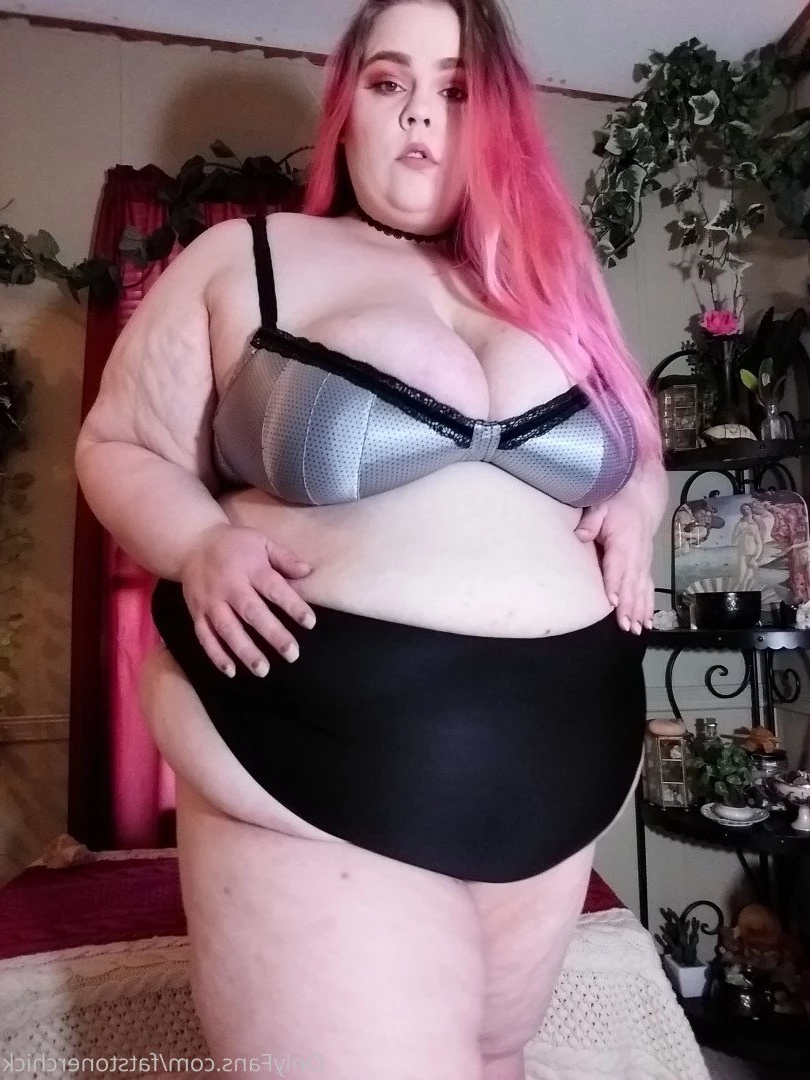 FatStonerChick(VIP🔥) [ fatstonerchick ] Onlyfans leaked photo 3541769 on Hotleaks.tv