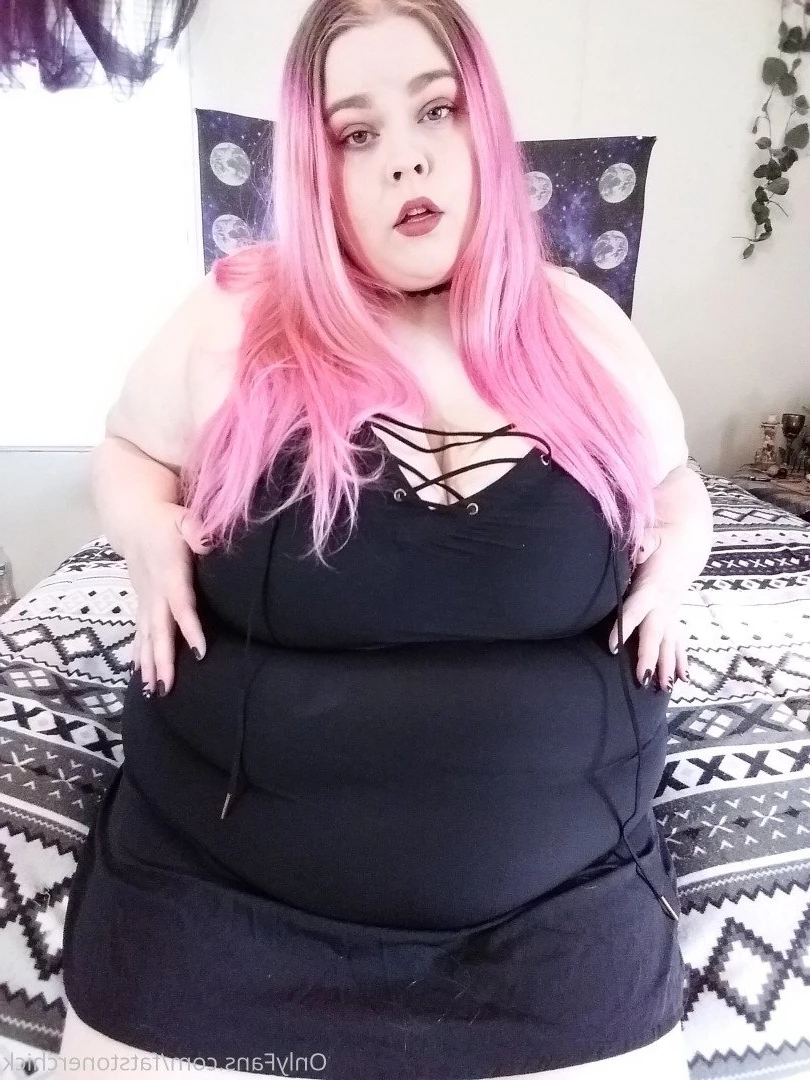 FatStonerChick(VIP🔥) [ fatstonerchick ] Onlyfans leaked photo 3542310 on Hotleaks.tv