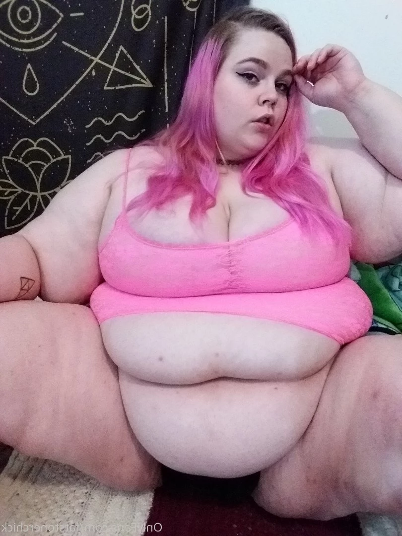 FatStonerChick(VIP🔥) [ fatstonerchick ] Onlyfans leaked photo 3542441 on Hotleaks.tv