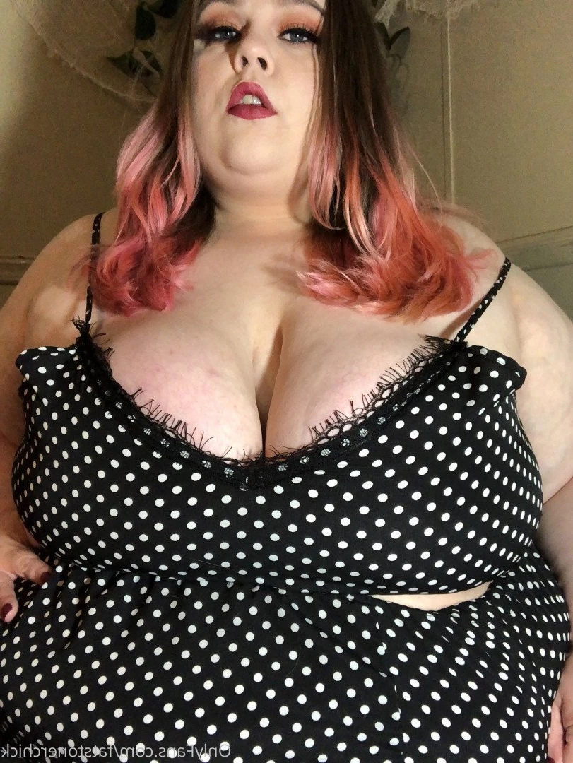 FatStonerChick(VIP🔥) [ fatstonerchick ] Onlyfans leaked photo 3542847 on Hotleaks.tv