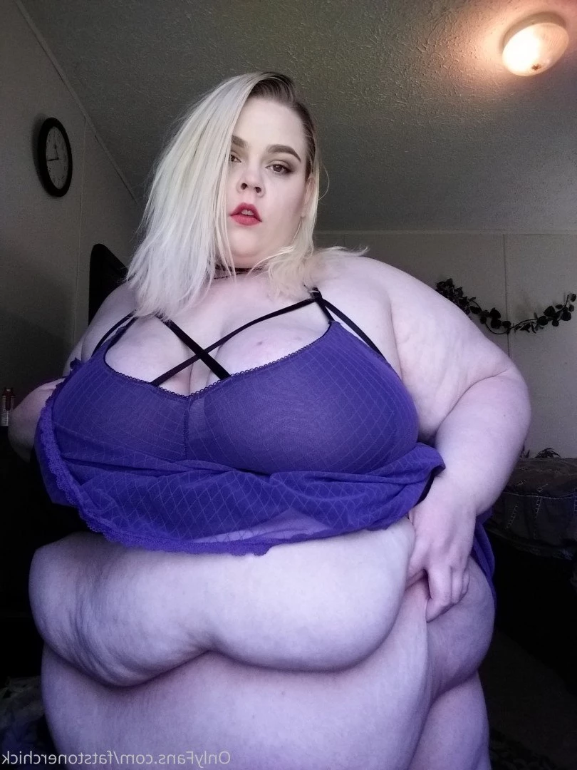 FatStonerChick(VIP🔥) [ fatstonerchick ] Onlyfans leaked photo 3543150 on Hotleaks.tv