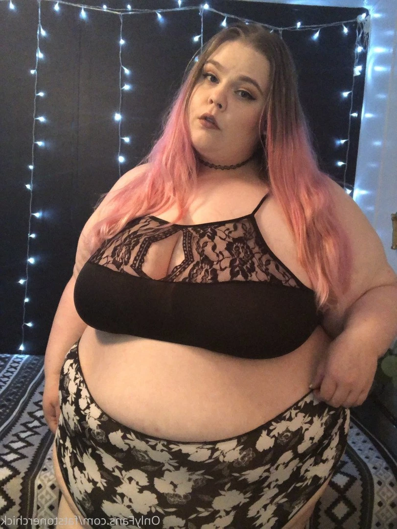 FatStonerChick(VIP🔥) [ fatstonerchick ] Onlyfans leaked photo 3543264 on Hotleaks.tv
