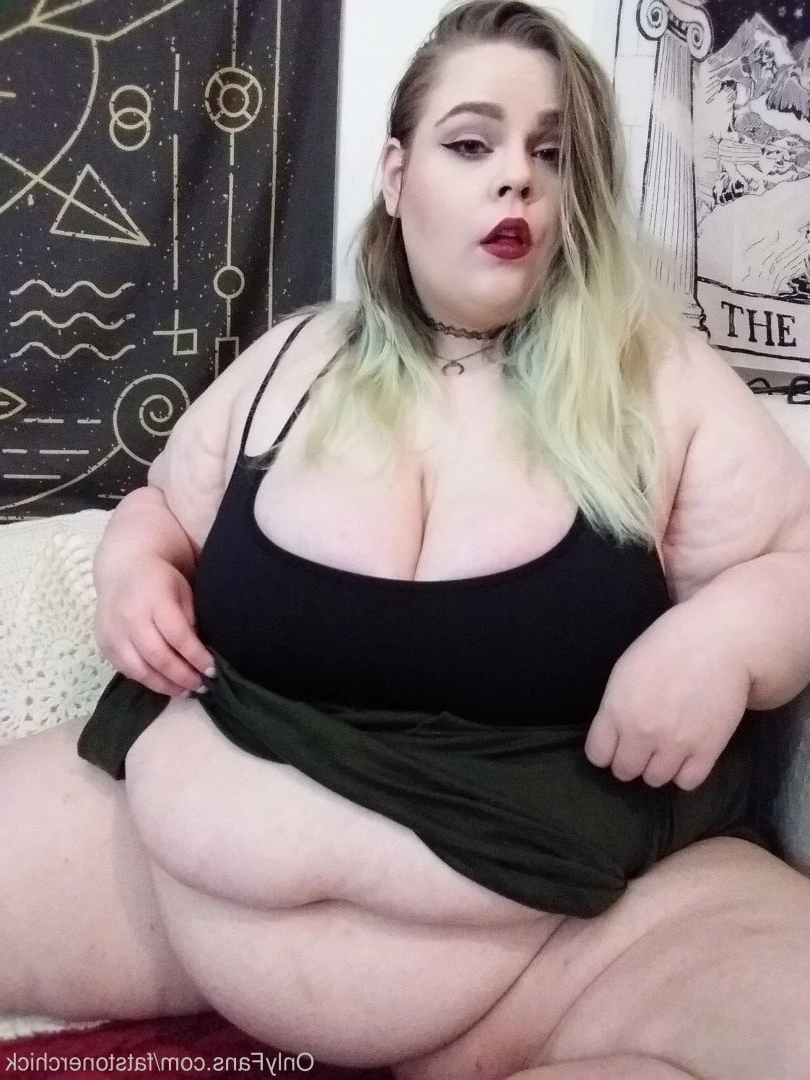 FatStonerChick(VIP🔥) [ fatstonerchick ] Onlyfans leaked photo 3544629 on Hotleaks.tv