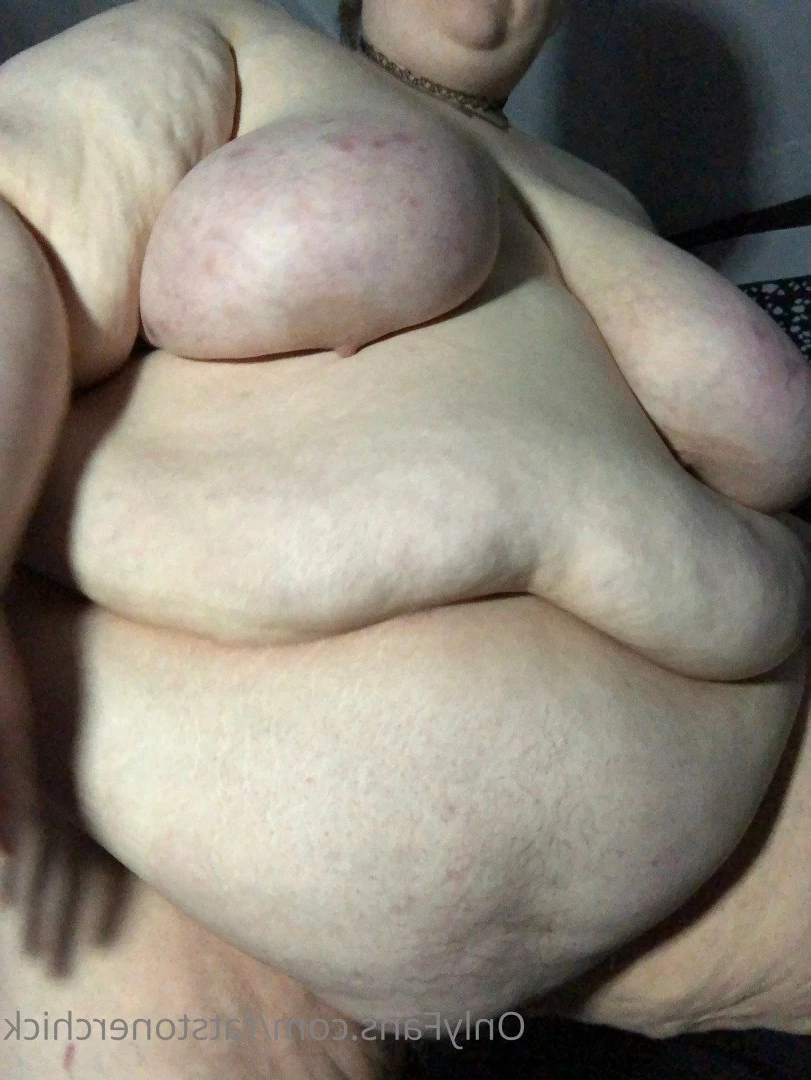 FatStonerChick(VIP🔥) [ fatstonerchick ] Onlyfans leaked photo 3545041 on Hotleaks.tv
