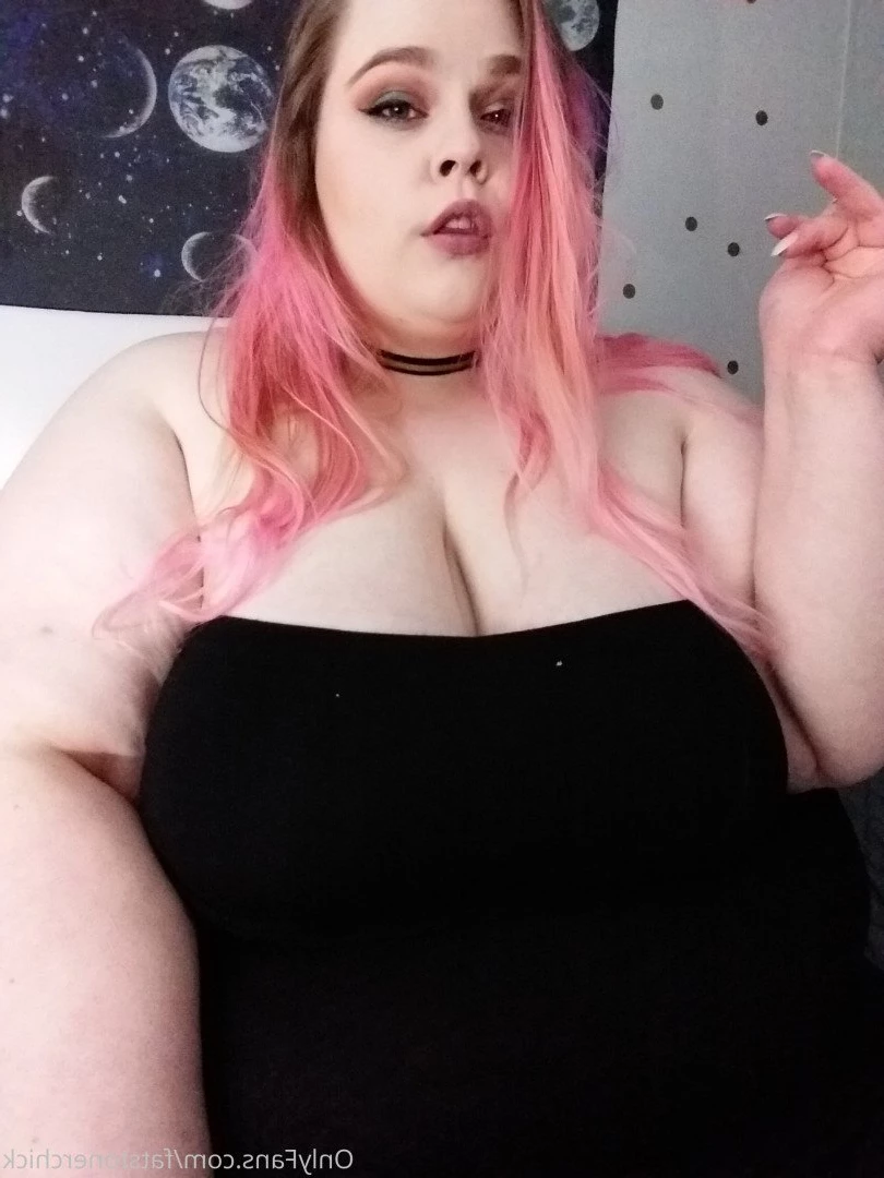 FatStonerChick(VIP🔥) [ fatstonerchick ] Onlyfans leaked photo 3545550 on Hotleaks.tv
