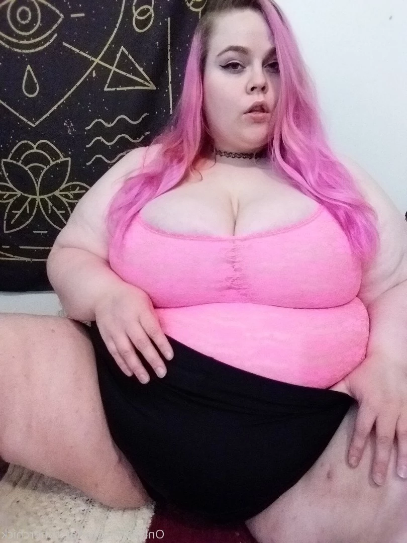 FatStonerChick(VIP🔥) [ fatstonerchick ] Onlyfans leaked photo 3545731 on Hotleaks.tv