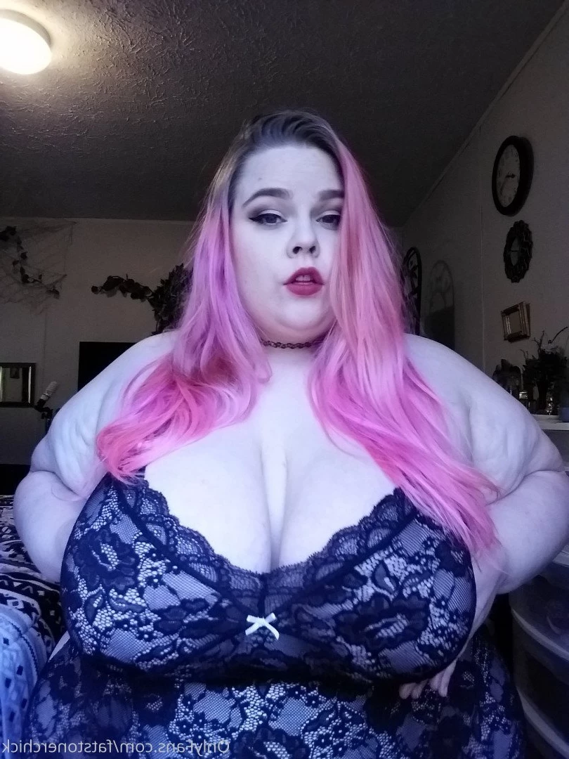FatStonerChick(VIP🔥) [ fatstonerchick ] Onlyfans leaked photo 3545933 on Hotleaks.tv