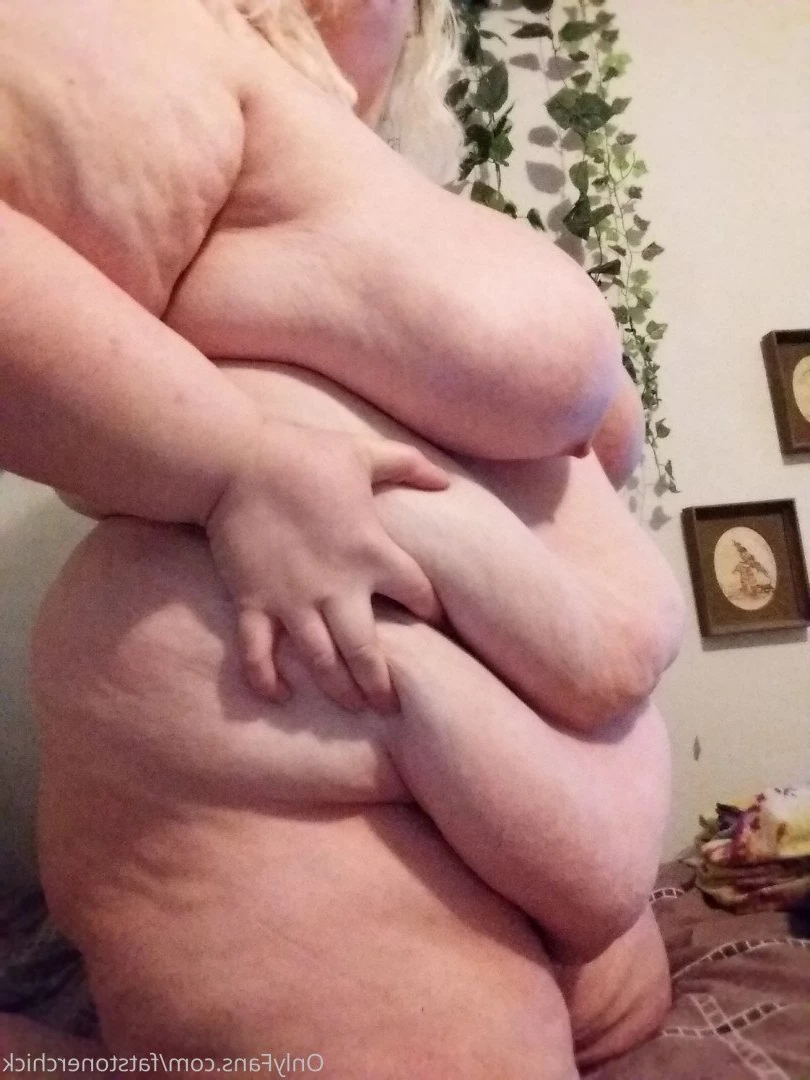 FatStonerChick(VIP🔥) [ fatstonerchick ] Onlyfans leaked photo 3546309 on Hotleaks.tv