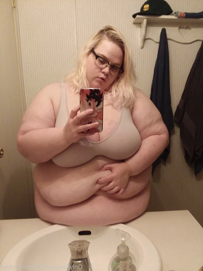 FatStonerChick(VIP🔥) [ fatstonerchick ] Onlyfans leaked photo 3547017 on Hotleaks.tv