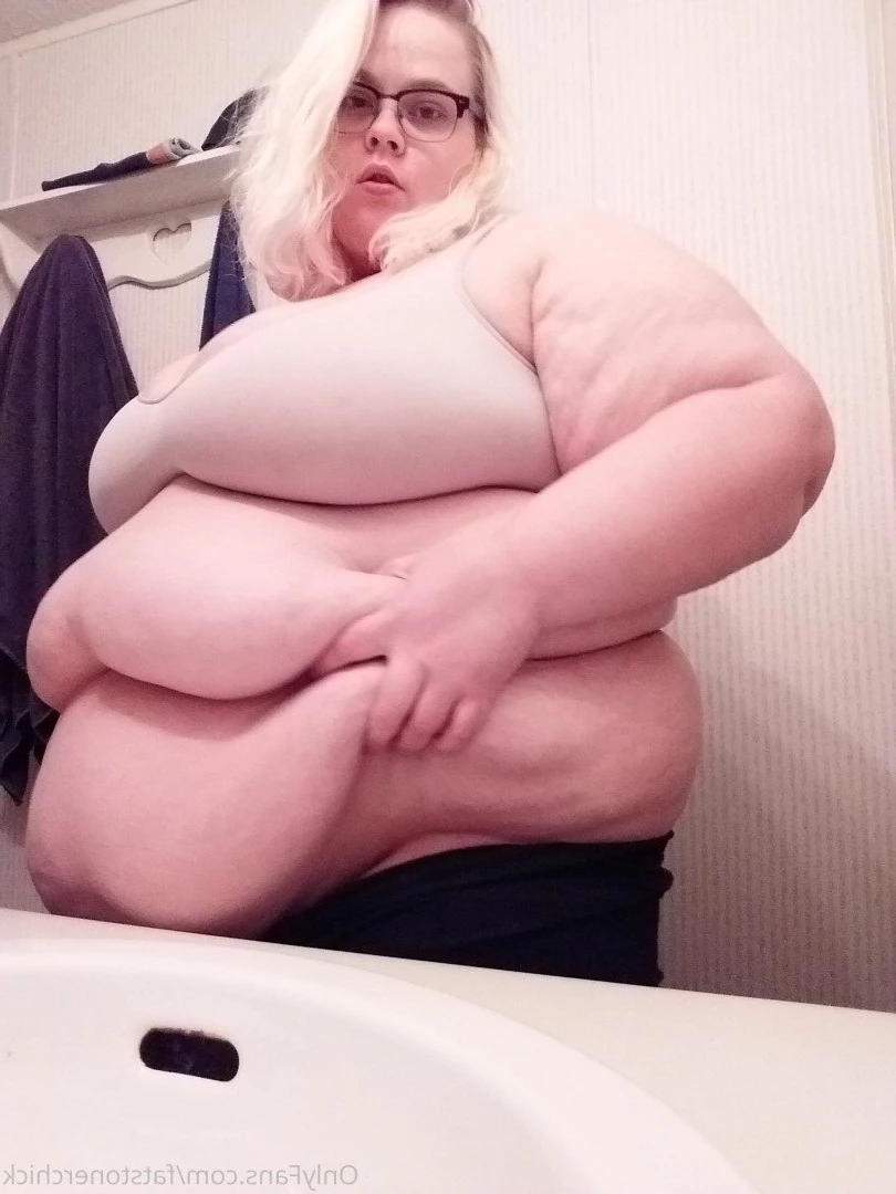FatStonerChick(VIP🔥) [ fatstonerchick ] Onlyfans leaked photo 3547894 on Hotleaks.tv
