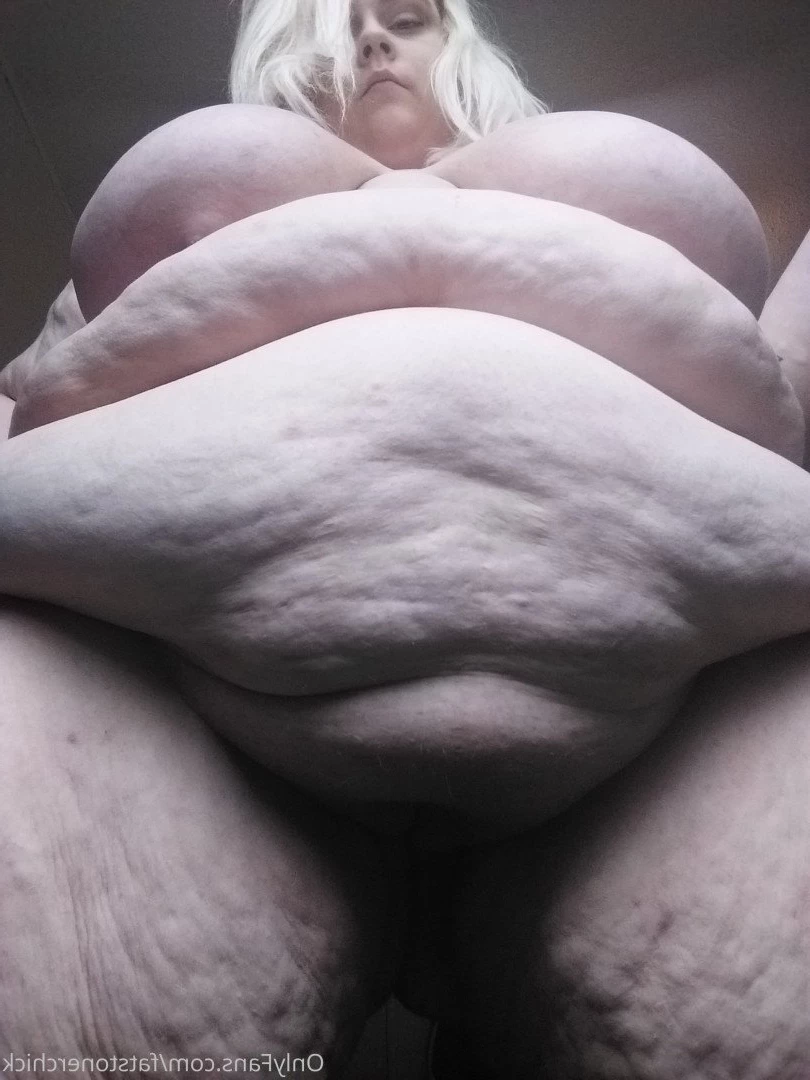 FatStonerChick(VIP🔥) [ fatstonerchick ] Onlyfans leaked photo 3548262 on Hotleaks.tv