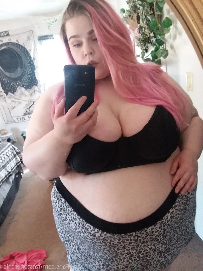 FatStonerChick(VIP🔥) [ fatstonerchick ] Onlyfans leaked photo 3548392 on Hotleaks.tv