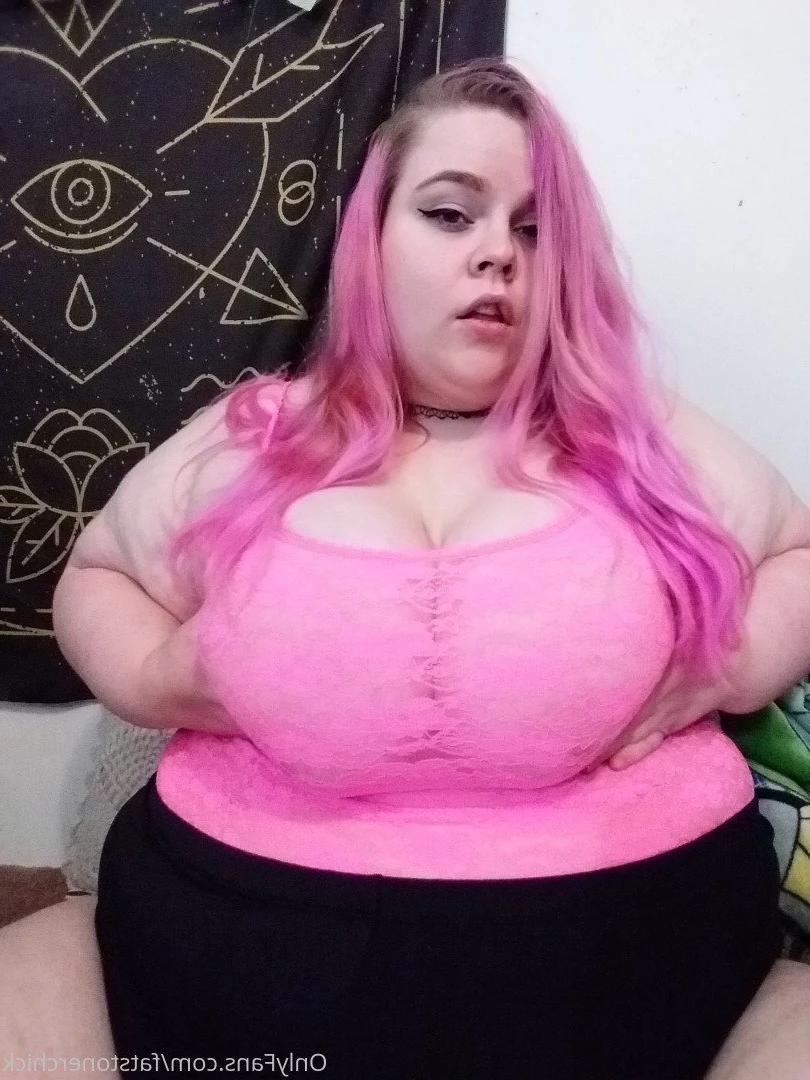 FatStonerChick(VIP🔥) [ fatstonerchick ] Onlyfans leaked photo 3548508 on Hotleaks.tv