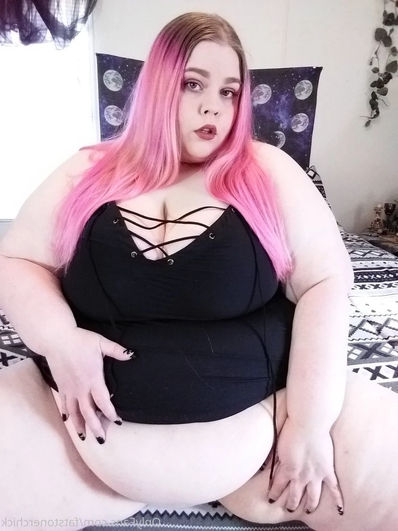 FatStonerChick(VIP🔥) [ fatstonerchick ] Onlyfans leaked photo 3548971 on Hotleaks.tv