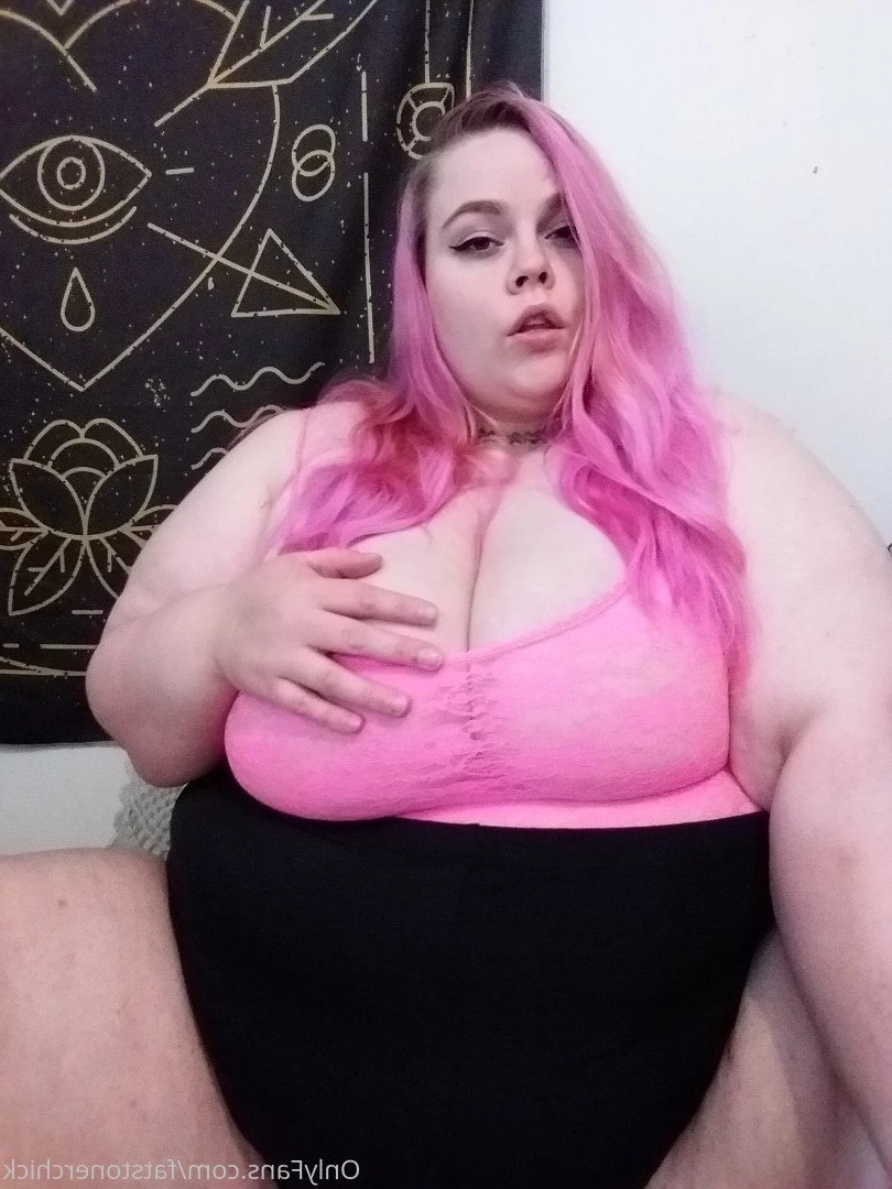 FatStonerChick(VIP🔥) [ fatstonerchick ] Onlyfans leaked photo 3549168 on Hotleaks.tv