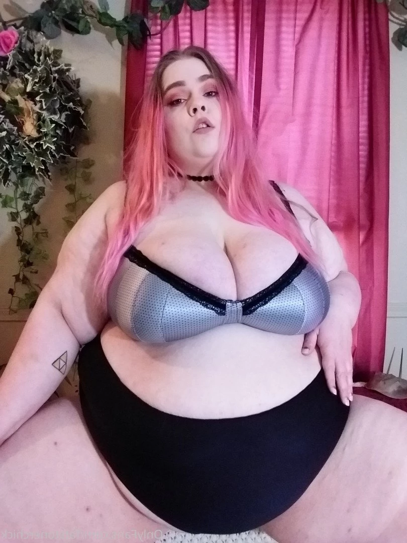 FatStonerChick(VIP🔥) [ fatstonerchick ] Onlyfans leaked photo 3550295 on Hotleaks.tv