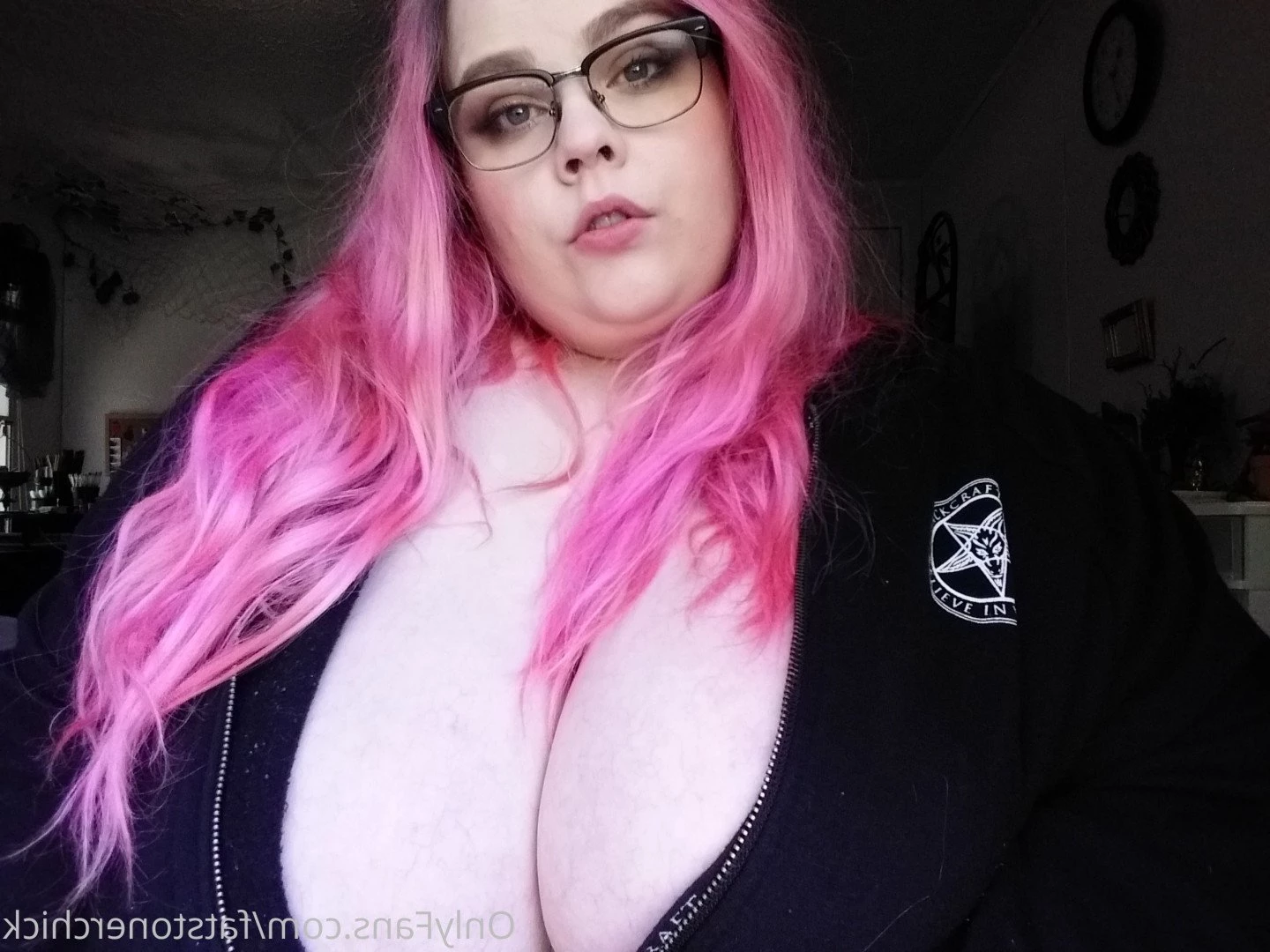 FatStonerChick(VIP🔥) [ fatstonerchick ] Onlyfans leaked photo 3552284 on Hotleaks.tv