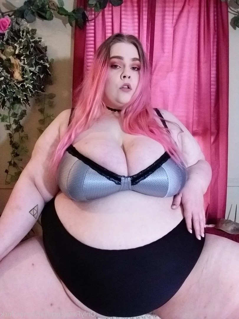 FatStonerChick(VIP🔥) [ fatstonerchick ] Onlyfans leaked photo 3552553 on Hotleaks.tv