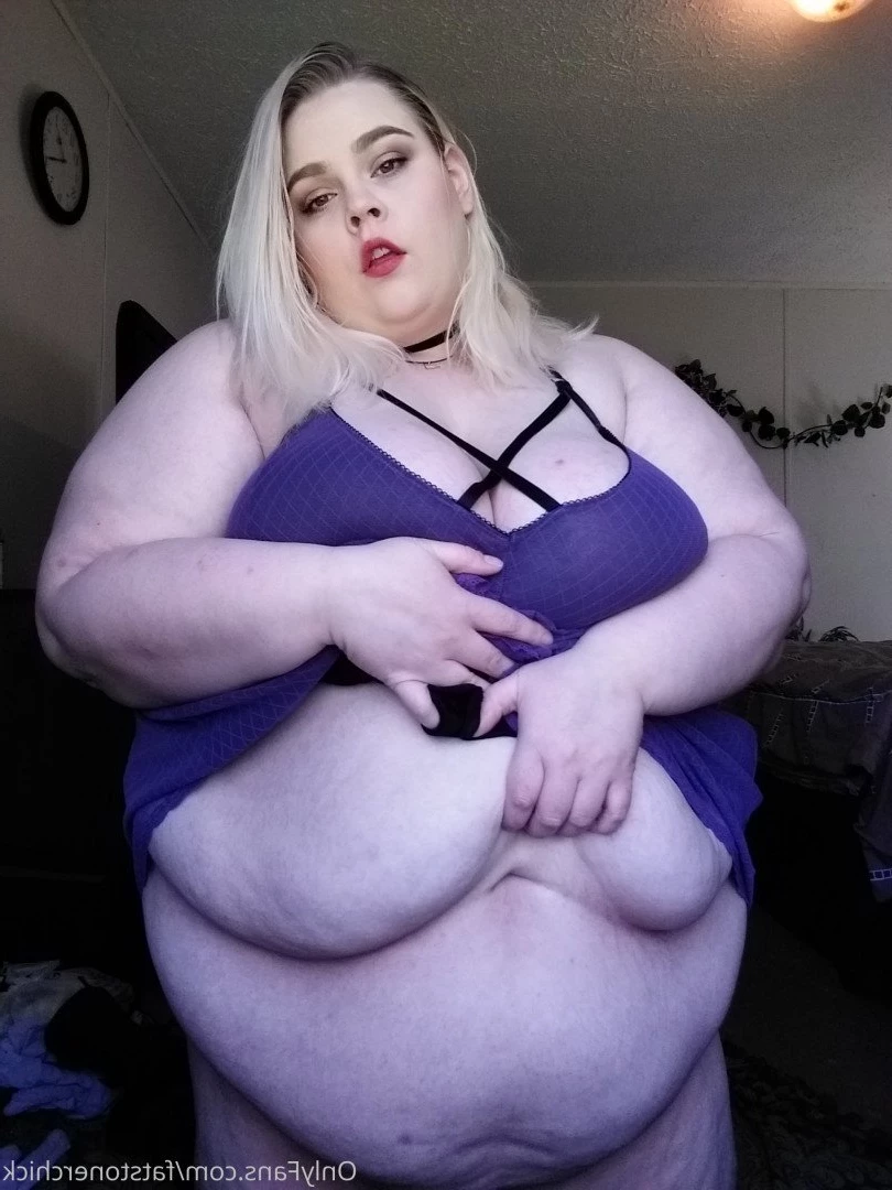 FatStonerChick(VIP🔥) [ fatstonerchick ] Onlyfans leaked photo 3552628 on Hotleaks.tv