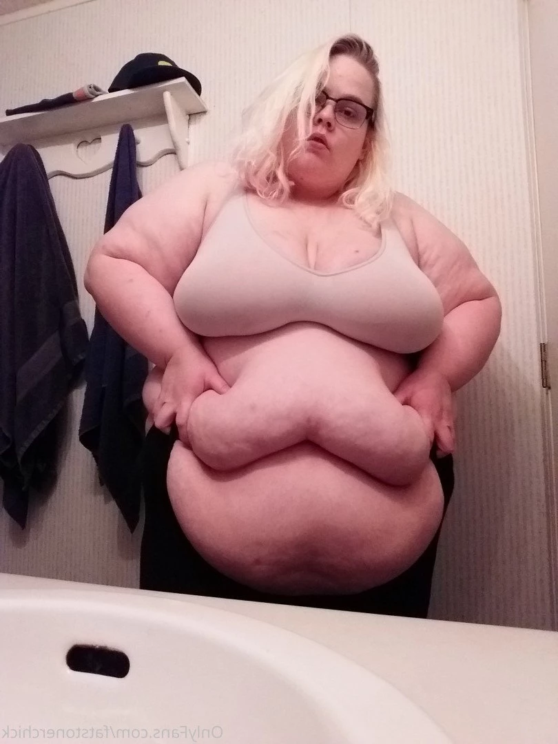 FatStonerChick(VIP🔥) [ fatstonerchick ] Onlyfans leaked photo 3552956 on Hotleaks.tv