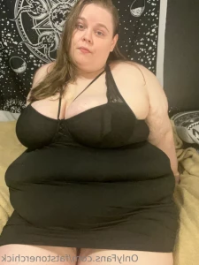 15648973