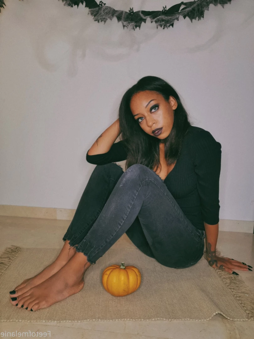 Princess Melanie [ feetofmelanie ] Onlyfans leaked photo 11768360 on Hotleaks.tv