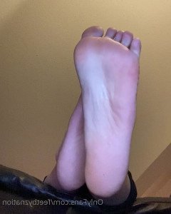 QueenZ’sFeet 👑🦶🏼 [ feetznation ] Onlyfans leaked video 3349773 on Hotleaks.tv