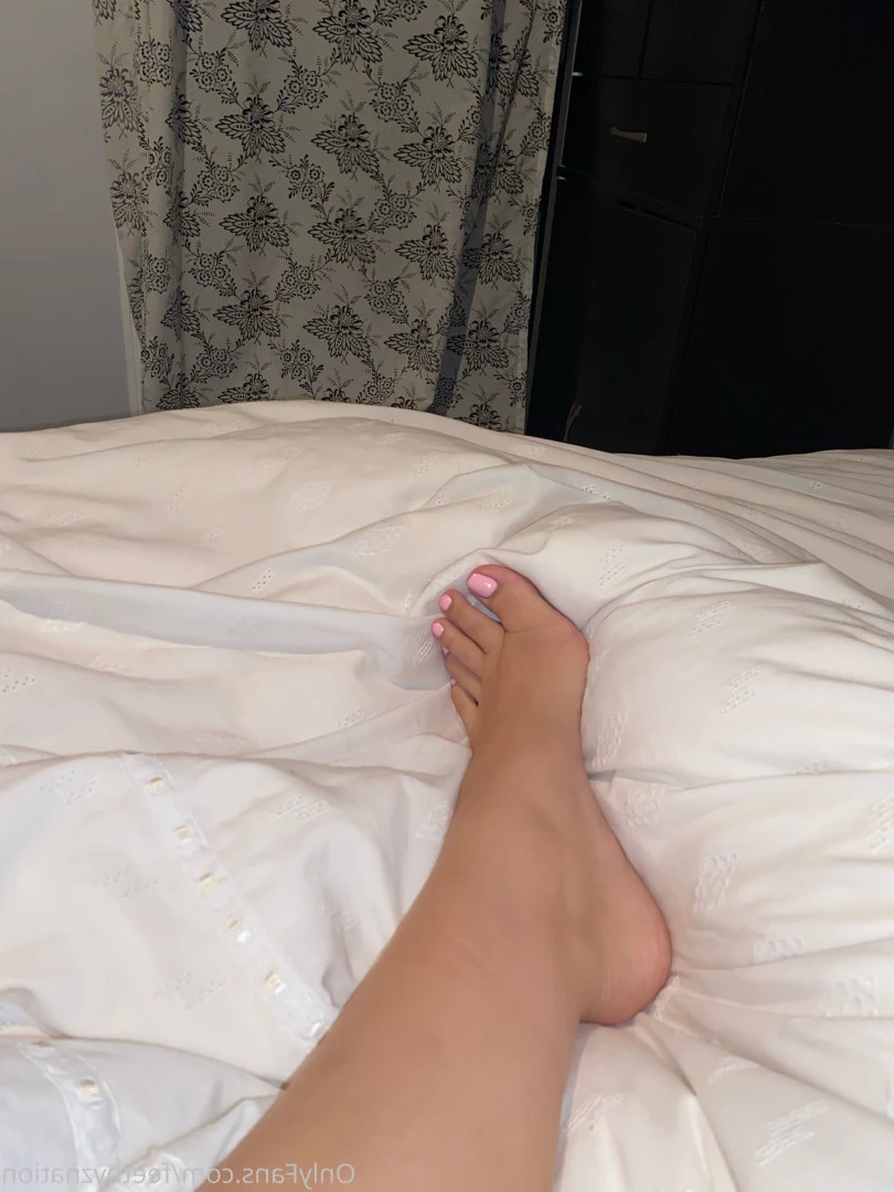 QueenZ’sFeet 👑🦶🏼 [ feetznation ] Onlyfans leaked photo 5898727 on Hotleaks.tv