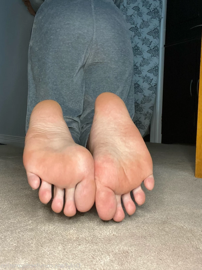 QueenZ’sFeet 👑🦶🏼 [ feetznation ] Onlyfans leaked photo 5899094 on Hotleaks.tv