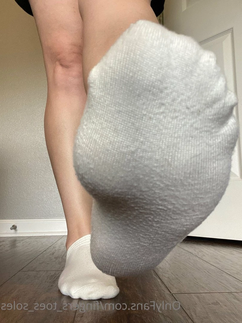 Bella [ fingers_toes_soles ] Onlyfans leaked photo 3357957 on Hotleaks.tv