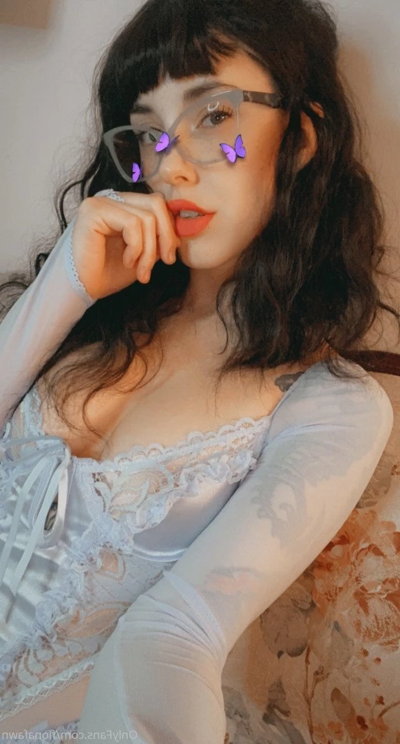 FIONA FLIRTS [ fionafawn ] Onlyfans leaked photo 3214373 on Hotleaks.tv