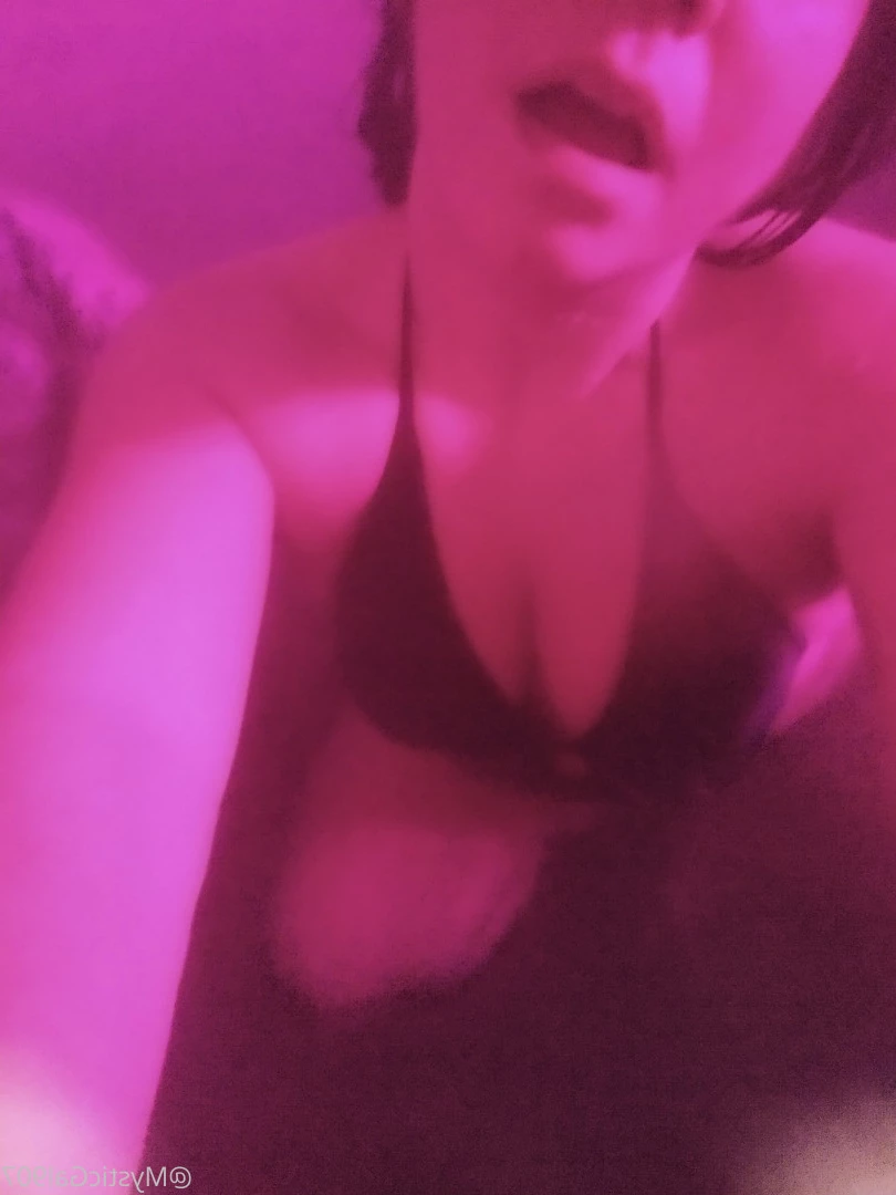 Flower🌺Power💐FREE🥰LOVE [ flowerpower87 ] Onlyfans leaked photo 5950192 on Hotleaks.tv