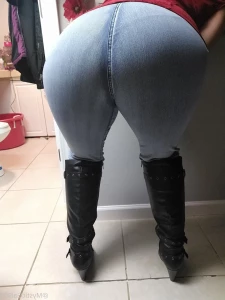 5952055