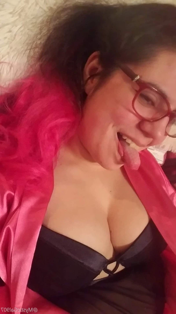 Flower🌺Power💐FREE🥰LOVE [ flowerpower87 ] Onlyfans leaked photo 5952178 on Hotleaks.tv