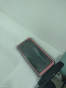 5952257