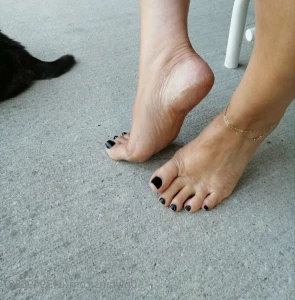 5898516