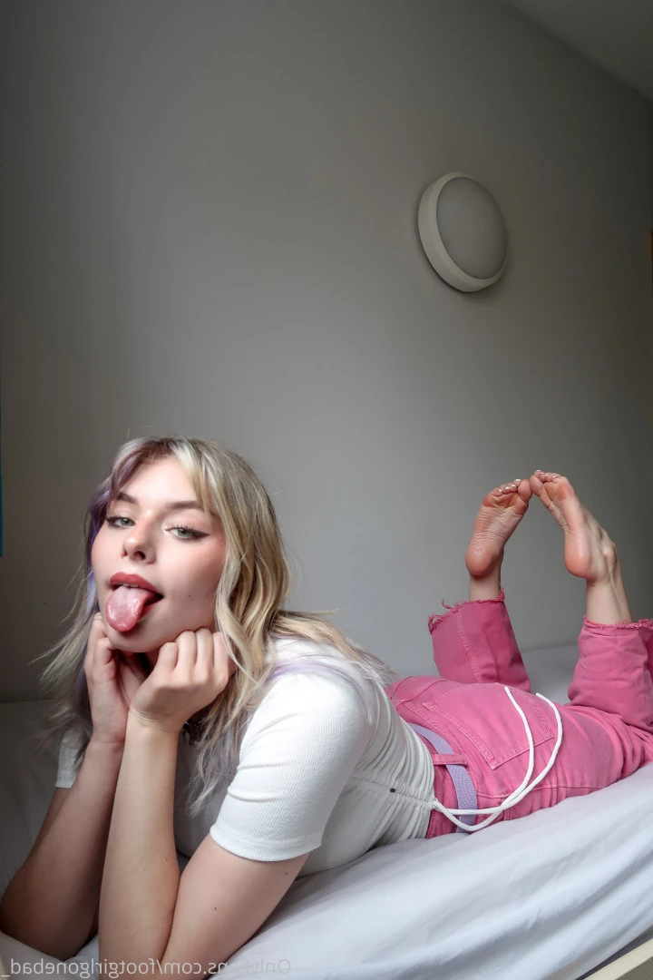 Hannah [ footgirlgonebad_ ] Onlyfans leaked photo 10279179 on Hotleaks.tv