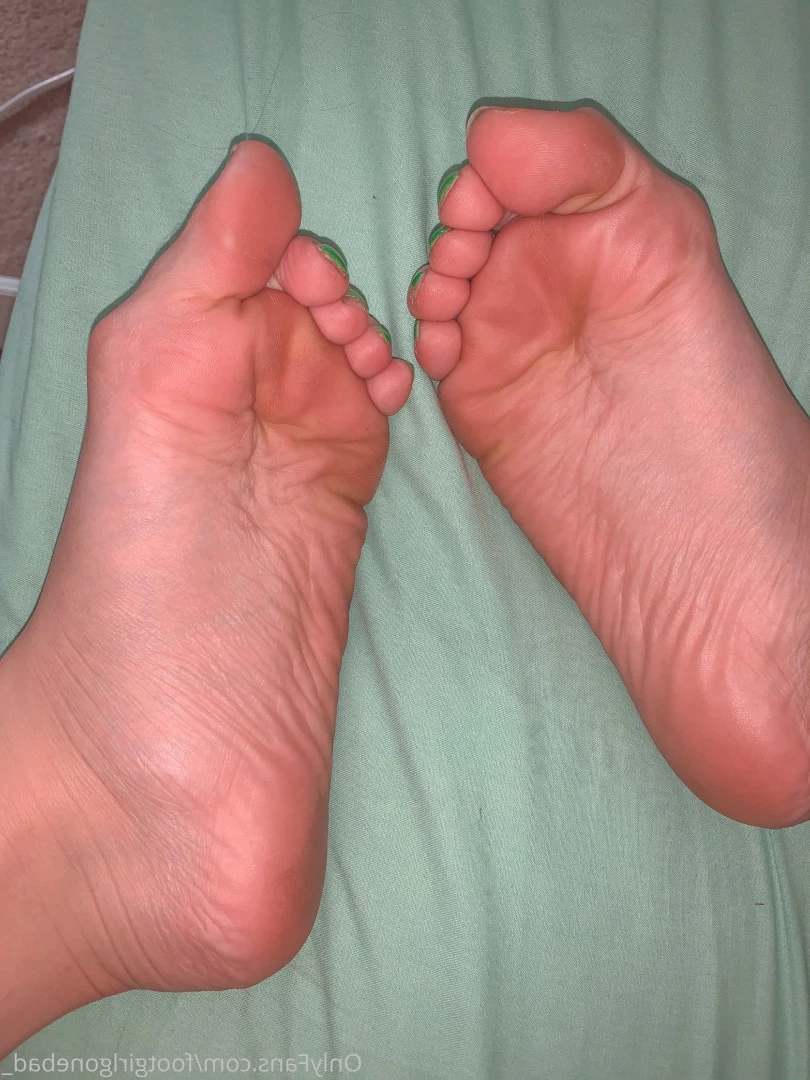 Hannah [ footgirlgonebad_ ] Onlyfans leaked photo 10282365 on Hotleaks.tv