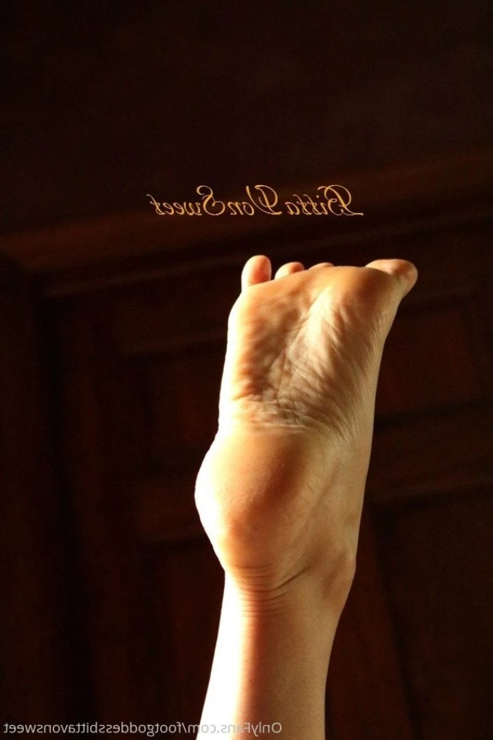 Foot Fetish Goddess Bitta VonSweet feet [ footgoddessbittavonsweet ] Onlyfans leaked photo 3335414 on Hotleaks.tv