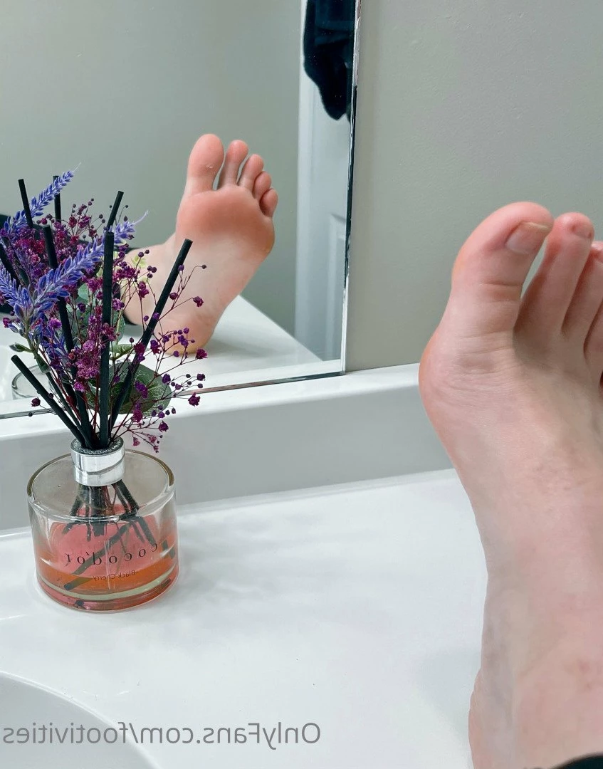 Ivy’s Feet (Top 16%) [ footivities ] Onlyfans leaked photo 3349272 on Hotleaks.tv