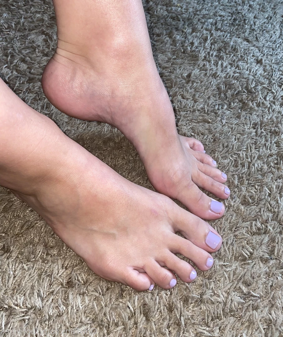 Ivy’s Feet (Top 16%) [ footivities ] Onlyfans leaked photo 7678141 on Hotleaks.tv