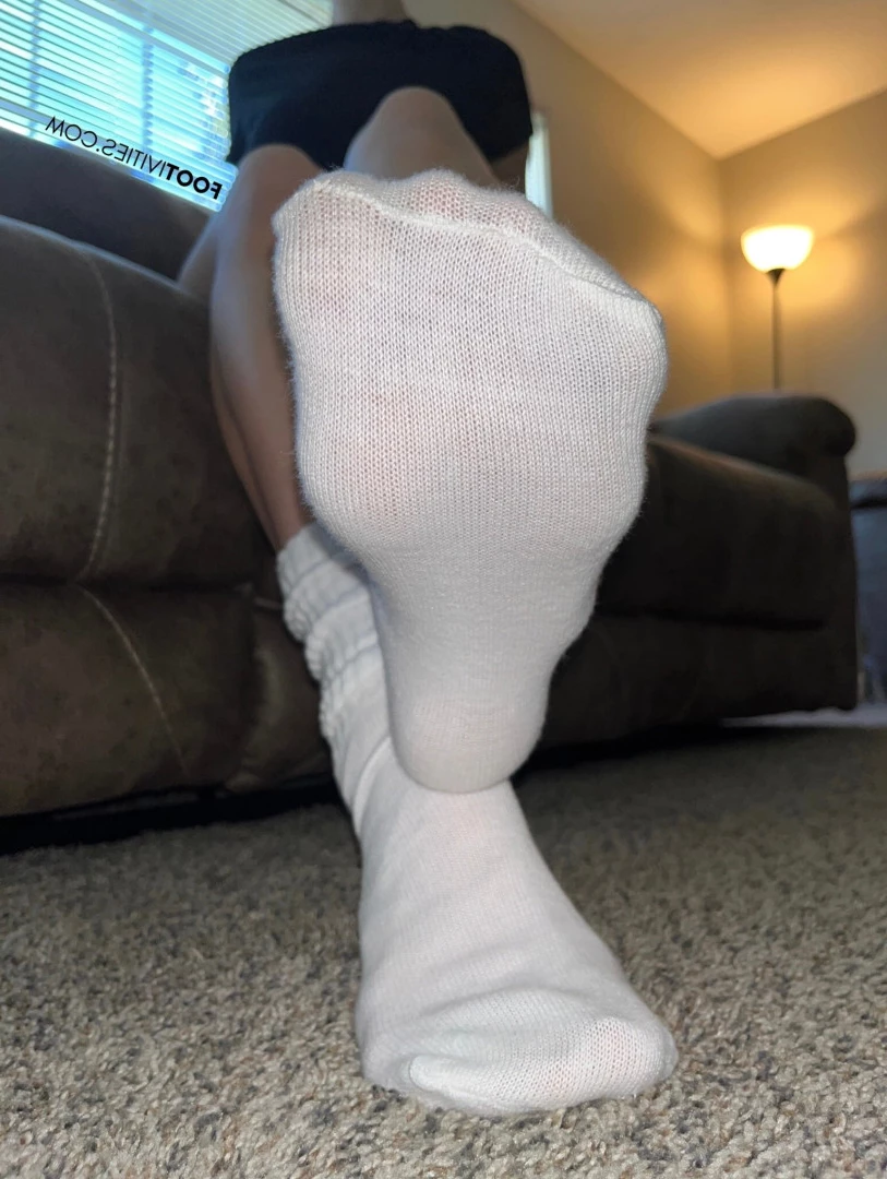 Ivy’s Feet (Top 16%) [ footivities ] Onlyfans leaked photo 7678820 on Hotleaks.tv