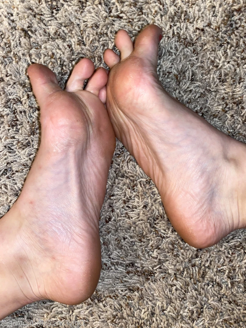 Ivy’s Feet (Top 16%) [ footivities ] Onlyfans leaked photo 7678917 on Hotleaks.tv