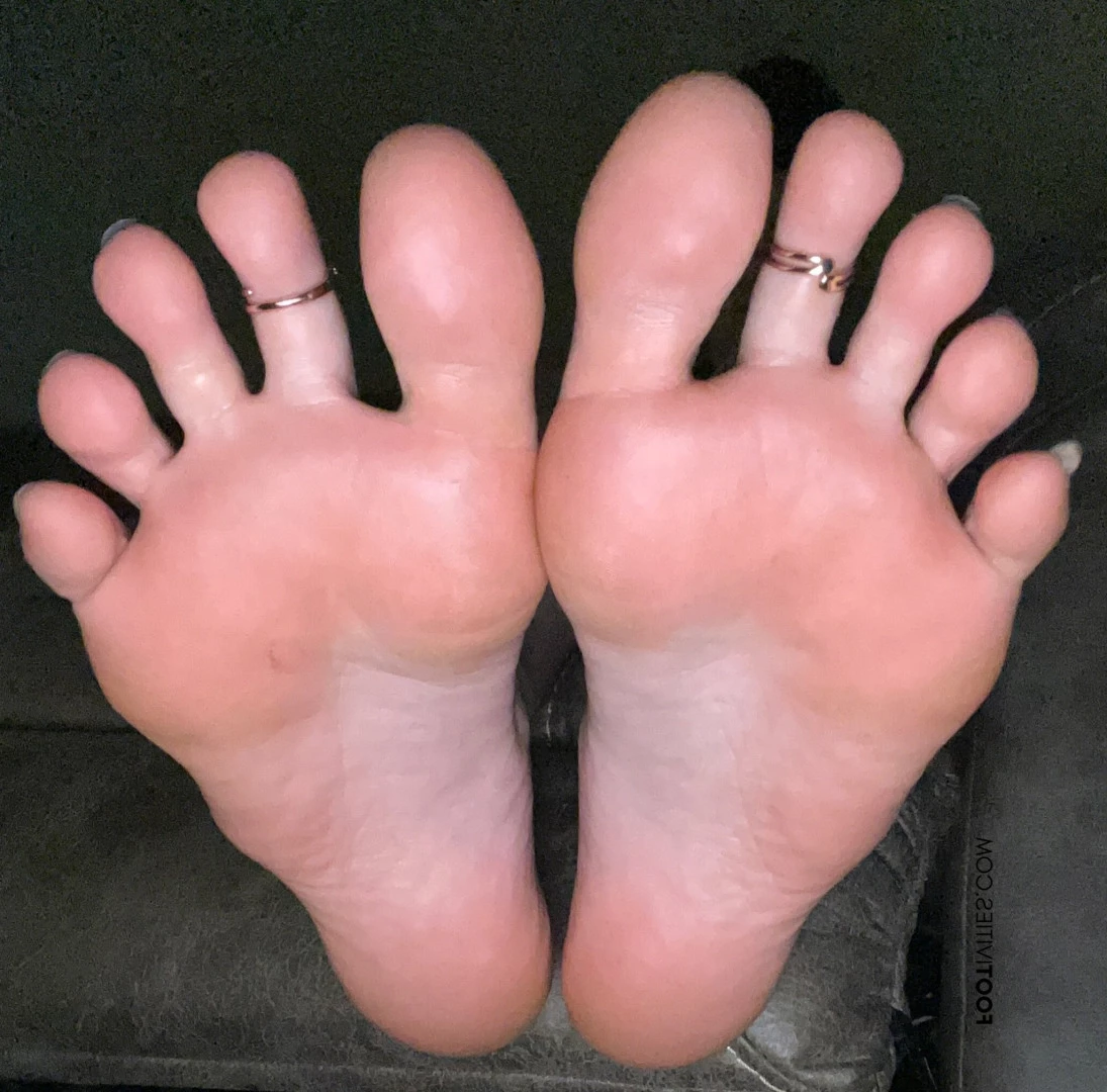 Ivy’s Feet (Top 16%) [ footivities ] Onlyfans leaked photo 7679371 on Hotleaks.tv
