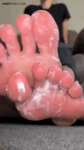 7778368