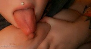 3358323