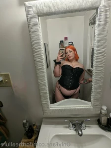 6828101